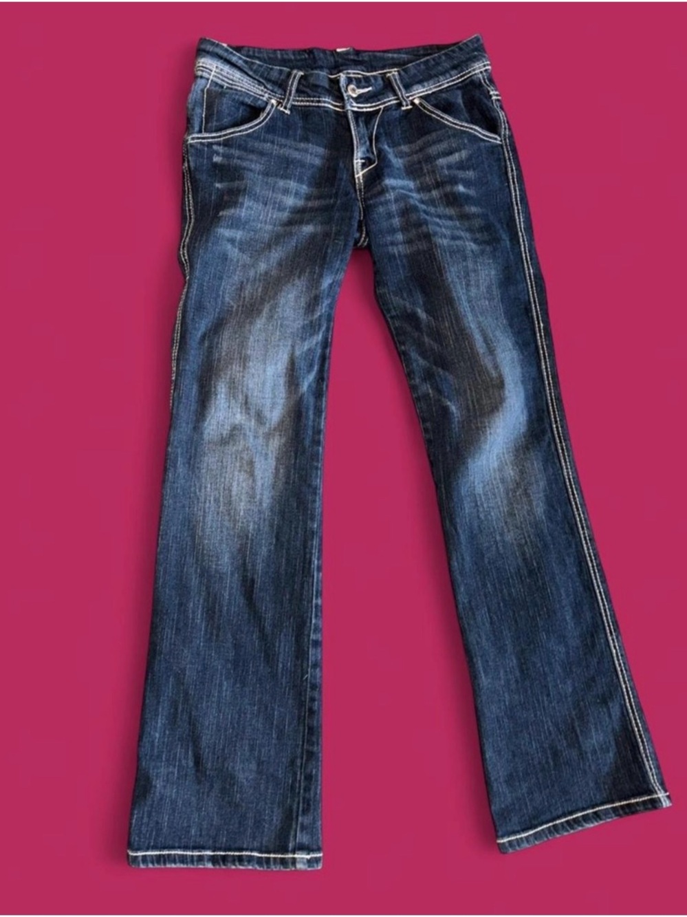 SOLD- True Religion Low Rise Dark Blue Bootcut Embroidered Jeans Women’s Size 29